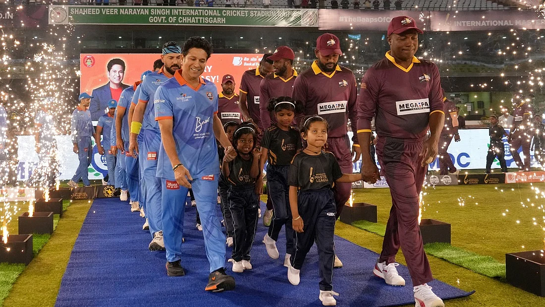 IML के फाइनल में इंडिया और वेस्टइंडीज मास्टर्स में कल भिड़ंत और चोटिल नेमार विश्व कप क्वालीफायर मैचों से बाहर