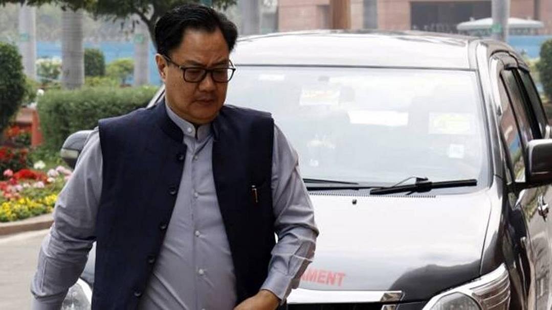 कांग्रेस सांसद ने लोकसभा में रिजिजू के खिलाफ विशेषाधिकार हनन का नोटिस दिया, गलतबयानी का आरोप