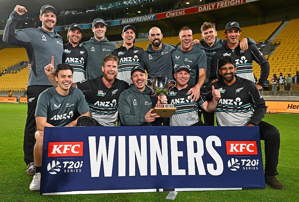 खेलः न्यूजीलैंड ने पाकिस्तान को टी20 सीरीज में 4-1 से रौंदा और हार्दिक पांड्या बने हुए हैं नंबर 1 टी2O ऑलराउंडर