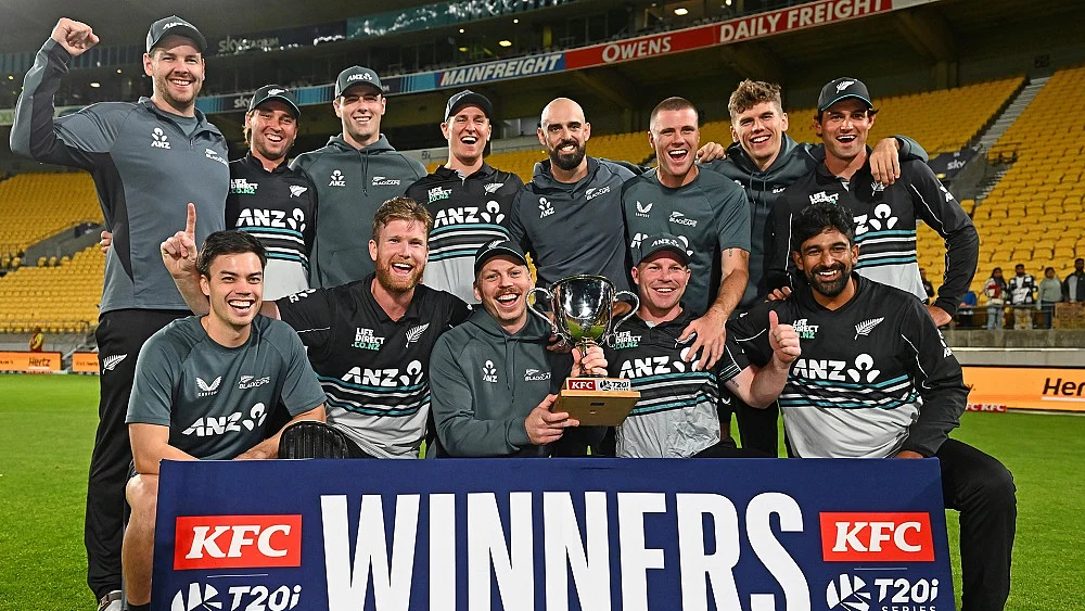 न्यूजीलैंड ने पाकिस्तान को टी20 सीरीज में 4-1 से रौंदा और हार्दिक पांड्या बने हुए हैं नंबर 1 टी2O ऑलराउंडर