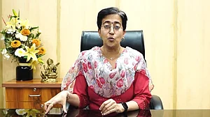 दिल्ली हाईकोर्ट ने निर्वाचन को चुनौती देने वाली याचिका पर आतिशी को जारी किया नोटिस