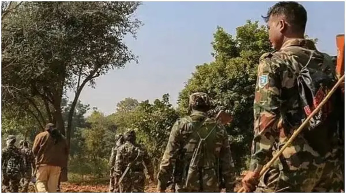 छत्तीसगढ़: दंतेवाड़ा-बीजापुर सीमा पर सुरक्षाबलों ने मुठभेड़ में महिला नक्सली को किया ढेर, 25 लाख का था इनाम