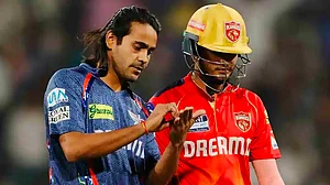 खेलः BCCI ने लखनऊ के बॉलर दिग्वेश पर लगाया जुर्माना और सैमसन को मिली हरी झंडी, राजस्थान की कप्तानी के लिए तैयार