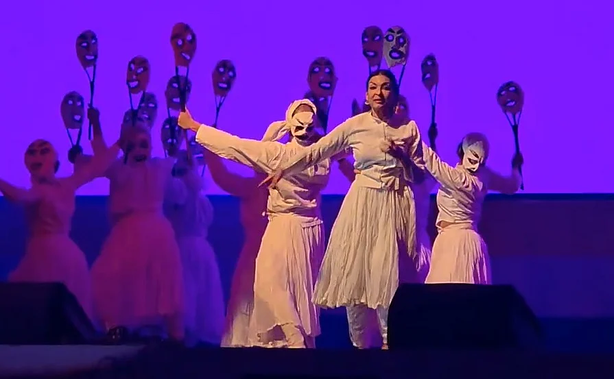 वीडियो: खौफ में जी रहा भारत, आज जरूरत है एक-दूसरे को स्वीकार करने की- मल्लिका साराभाई