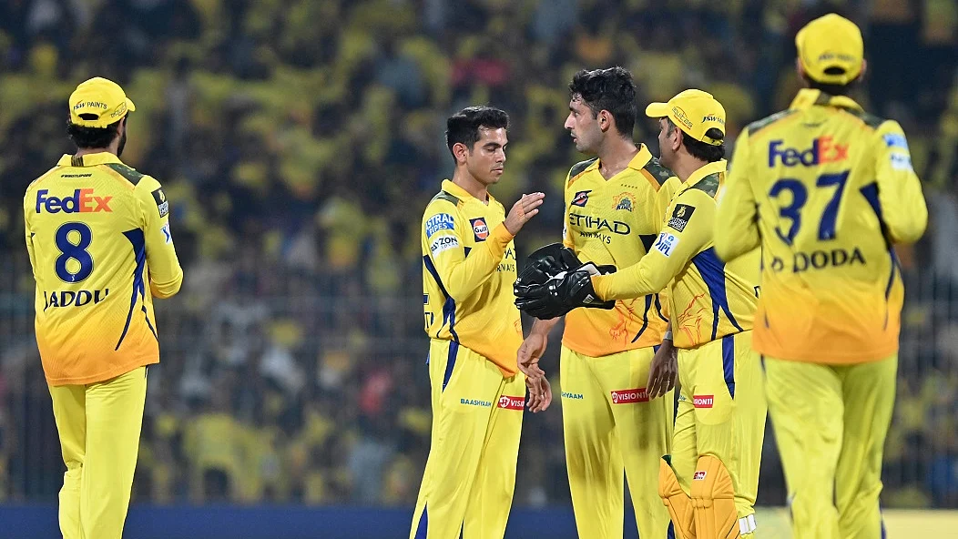 IPL इतिहास में अपनी 'सबसे बड़ी हार' के साथ CSK ने बनाए कई रिकॉर्ड, अब तक का सबसे निराशाजनक प्रदर्शन