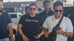 सलमान खान को जान से मारने की धमकी देने वाला शख्स गुजरात में पाया गया, निकला मानसिक रोगी