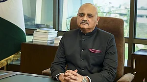 प्रवीण सूद सीबीआई के निदेशक बने रहेंगे, केंद्र सरकार ने एक साल का सेवा विस्तार दिया