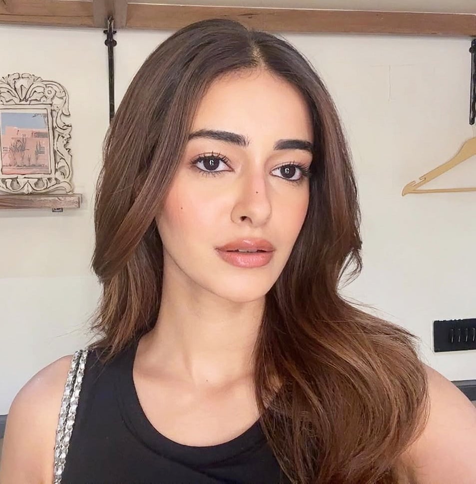 सिनेजीवन: अनुष्का-विराट कोहली ने सेना के शौर्य को किया सलाम और कमल हासन ने मणिरत्नम की फिल्म का ऑडियो लॉन्च टाला