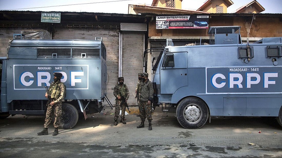 भारत-पाक तनावः CRPF ने तबादले, प्रशिक्षण स्थगित किए, दो दर्जन कंपनियों को जम्मू-कश्मीर जाने का आदेश