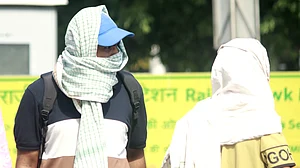 तेज गर्मी से बढ़ा डिहाइड्रेशन का खतरा, मरीजों की संख्या में 30 प्रतिशत का हुआ इजाफा, ऐसे रखें खुद को स्वस्थ