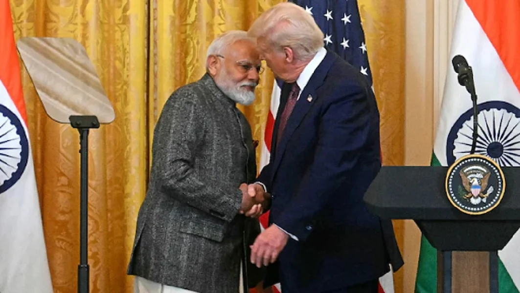 ट्रंप की टैरिफ नीति पर दुनिया का प्रतिरोध, भारत की चुप्पी बनी चिंता