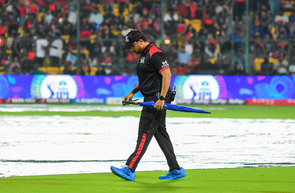 आज से दोबारा शुरू हो रहा IPL, बेंगलुरु में भारी बारिश का पूर्वानुमान, जानिए मैच रद्द हुआ तो किस टीम को कितना नुकसान?