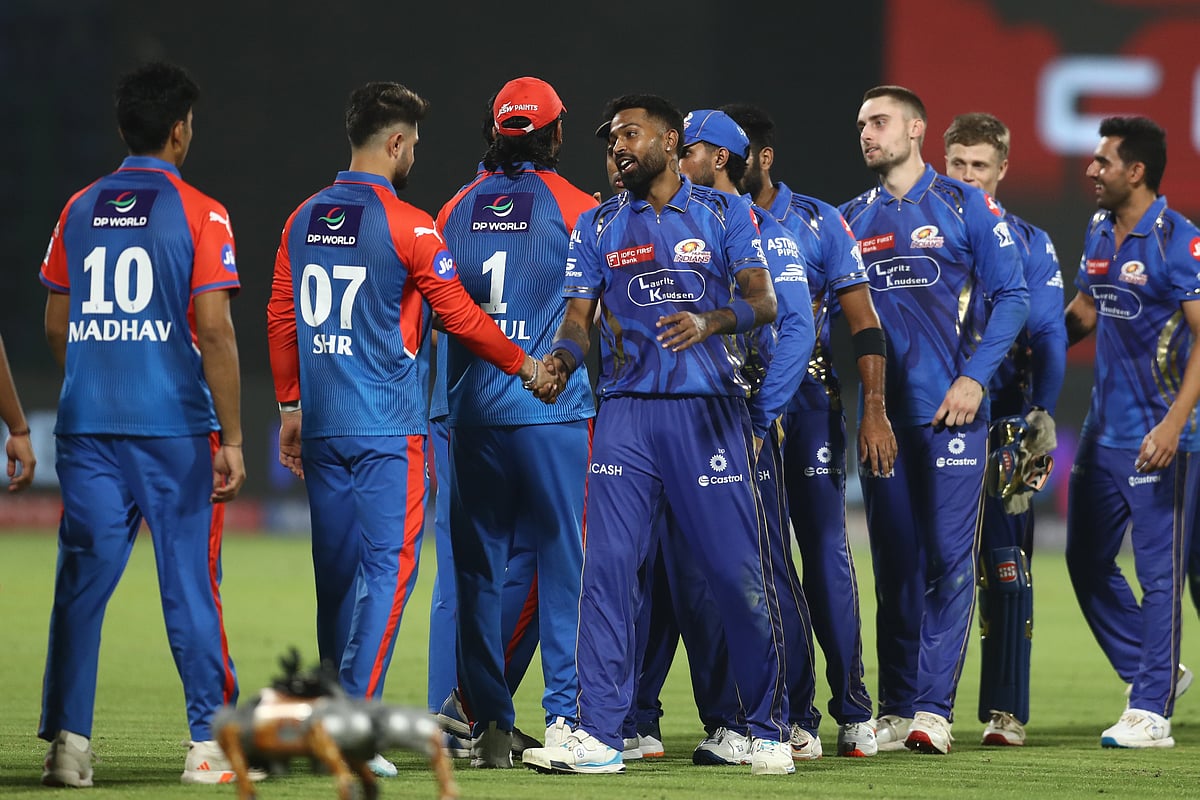 IPL 2025: प्लेऑफ की रेस में बने रहने के लिए MI और DC दोनों के लिए जीत जरूरी, ये खिलाड़ी  बन सकते हैं गेमचेंजर 