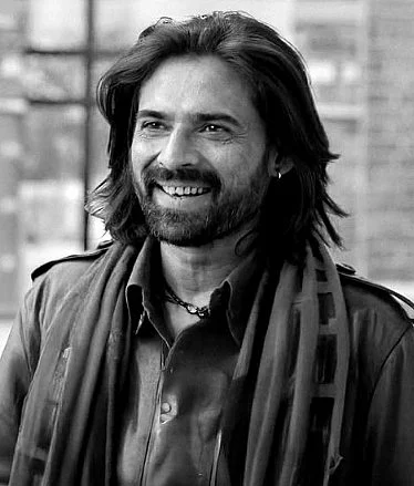  अभिनेता मुकुल देव का निधन 