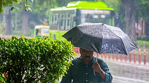 दिल्ली-NCR में बदलेगा मौसम का मिजाज, भीषण गर्मी के बाद फिर आंधी-पानी का पूर्वानुमान