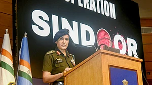 कर्नल सोफिया कुरैशी पर विवादित टिप्पणी का मामला, 'जांच अभी शुरुआती दौर में', SIT ने सुप्रीम कोर्ट से और समय मांगा