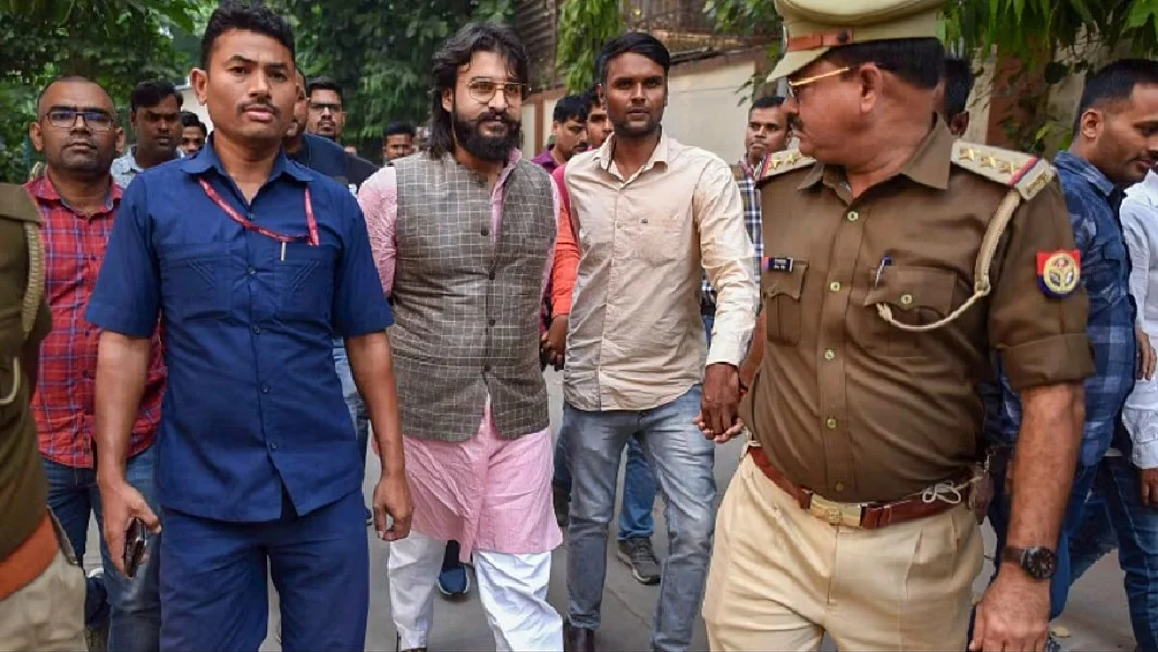 हेट स्पीच केस में मुख्तार अंसारी के बेटे अब्बास को 2 साल जेल की सजा, खतरे में आई विधानसभा की सदस्यता