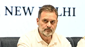 राहुल गांधी बोले- बिहार के मुजफ्फरपुर में दलित नाबालिग बेटी के साथ दरिंदगी और फिर इलाज में लापरवाही बेहद शर्मनाक