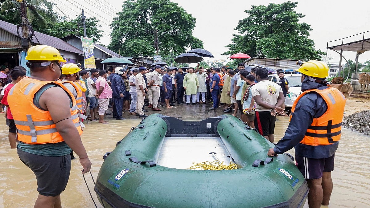 पूर्वोत्तर में बारिश-बाढ़ से हाहाकार! अब तक 36 की मौत, 5.5 लाख प्रभावित, बड़े स्तर पर चलाया जा रहा रेस्क्यू ऑपरेशन