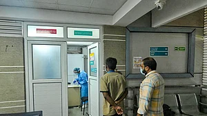 कोविड-19: भारत में नए वैरिएंट ने पकड़ी रफ्तार, 24 घंटे में संक्रमण के 269 नए केस दर्ज