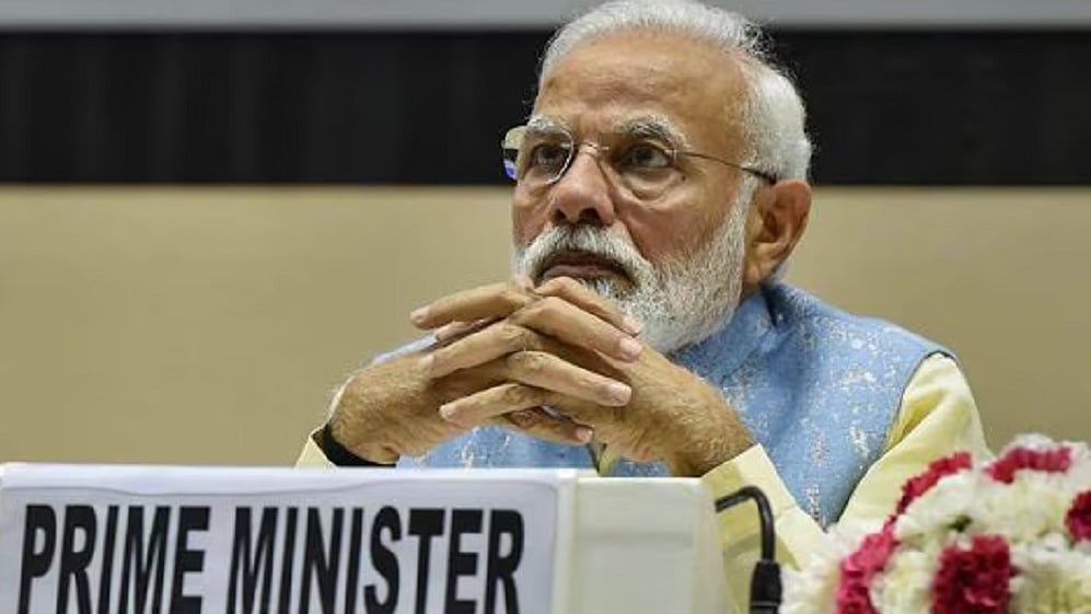 मोदी जी का 'नैतिक आधार' इतना कमजोर नहीं, वे इस्तीफा मांगने वाले का इस्तीफा ले लेते हैं