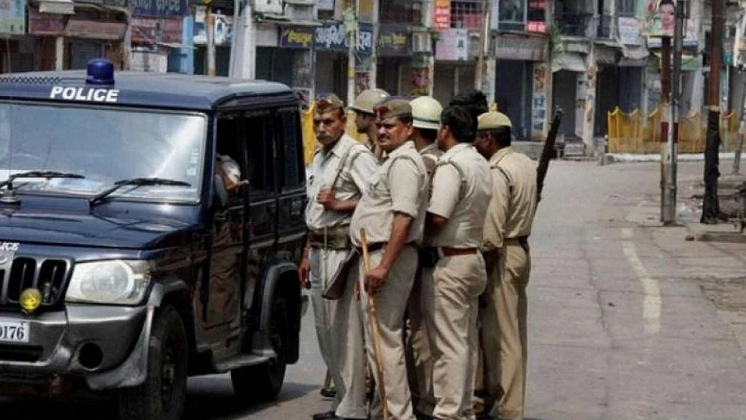 अयोध्या प्रशासन ने कानून-व्यवस्था का हवाला देकर उर्स पर लगाई रोक, दो दशक से हो रहा था आयोजन