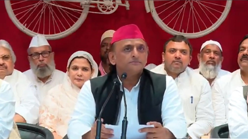 BJP सरकार बताए सिपाही भर्ती में PDA की संख्या कितनी और उनकी हकमारी कौन कर रहा हैः अखिलेश यादव