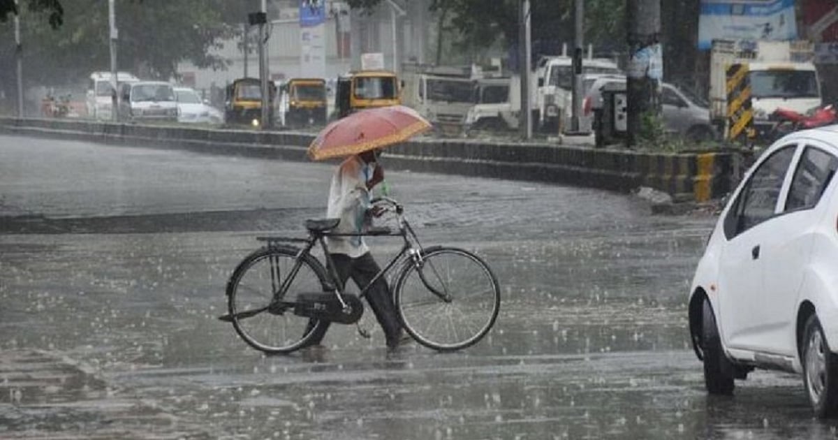 मौसम अपडेट: दिल्ली-यूपी, उत्तराखंड, राजस्थान, एमपी, गुजरात में बदला मिजाज, दक्षिण में भारी बारिश का अलर्ट