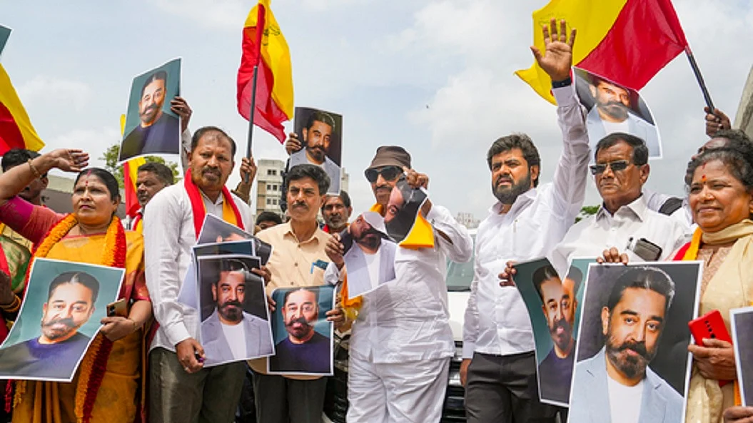 अखिल भारतीय हो चला है भावना आहत होने का खेल, लेकिन अवसर देखकर!