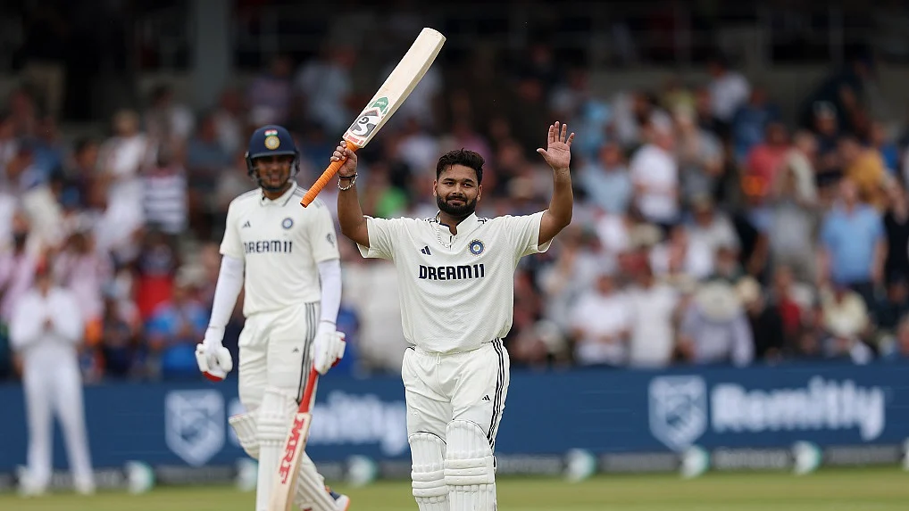 सर्वाधिक टेस्ट शतक जड़ने वाले भारतीय विकेटकीपर बने पंत, धोनी को भी पछाड़ा