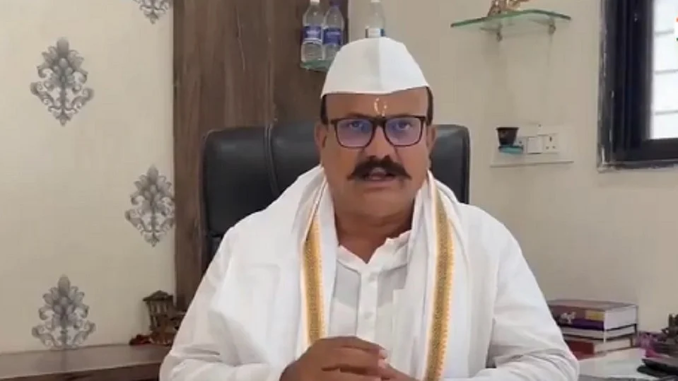 महाराष्ट्र कांग्रेस प्रमुख ने फडणवीस पर चुनावी धोखाधड़ी का आरोप लगाया, इस्तीफे की मांग की