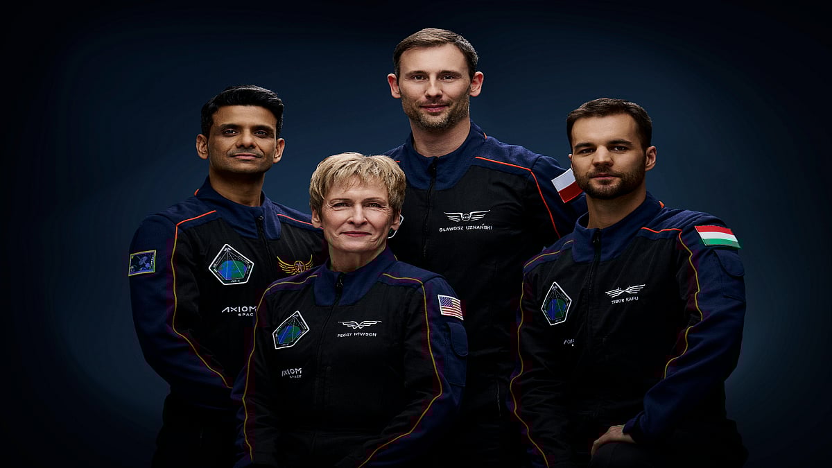 फोटो: @Space_Station