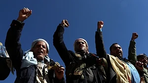 इजरायल के खिलाफ सैन्य अभियान जारी रखेगा हूती समूह, अल-बुखैती ने किया ऐलान