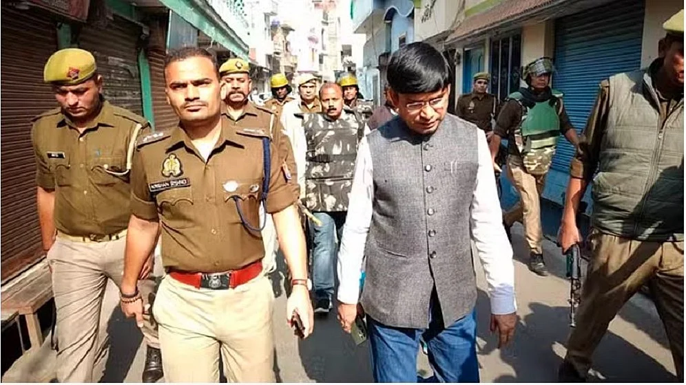 संभल में मुहर्रम से पहले 900 से अधिक लोगों को किया गया पाबंद, शांति बनाए रखने के नाम पर कार्रवाई