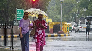 दिल्ली में आज भारी बारिश के आसार, मौसम विभाग ने जारी किया येलो अलर्ट