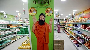 पतंजलि को भ्रामक और अपमानजनक विज्ञापन मामले में दिल्ली हाई कोर्ट से झटका, च्यवनप्राश वाले विज्ञापन पर अंतरिम रोक