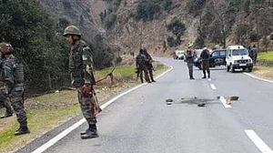 जम्मू कश्मीर: अमरनाथ यात्रा के बीच आतंकी घेराबंदी तेज, किश्तवाड़ में दूसरे दिन भी मुठभेड़ जारी