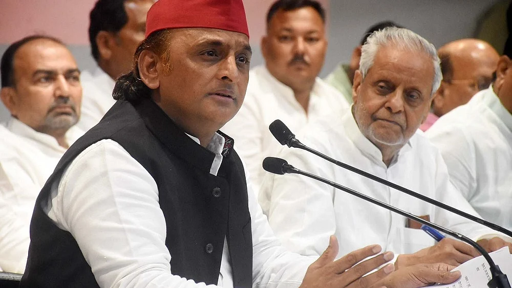 BJP सरकार में पूरा उत्तर प्रदेश जंगलराज में बदल गया, हत्या, लूट, डकैती, रेप अब रोज की आम बात: अखिलेश यादव