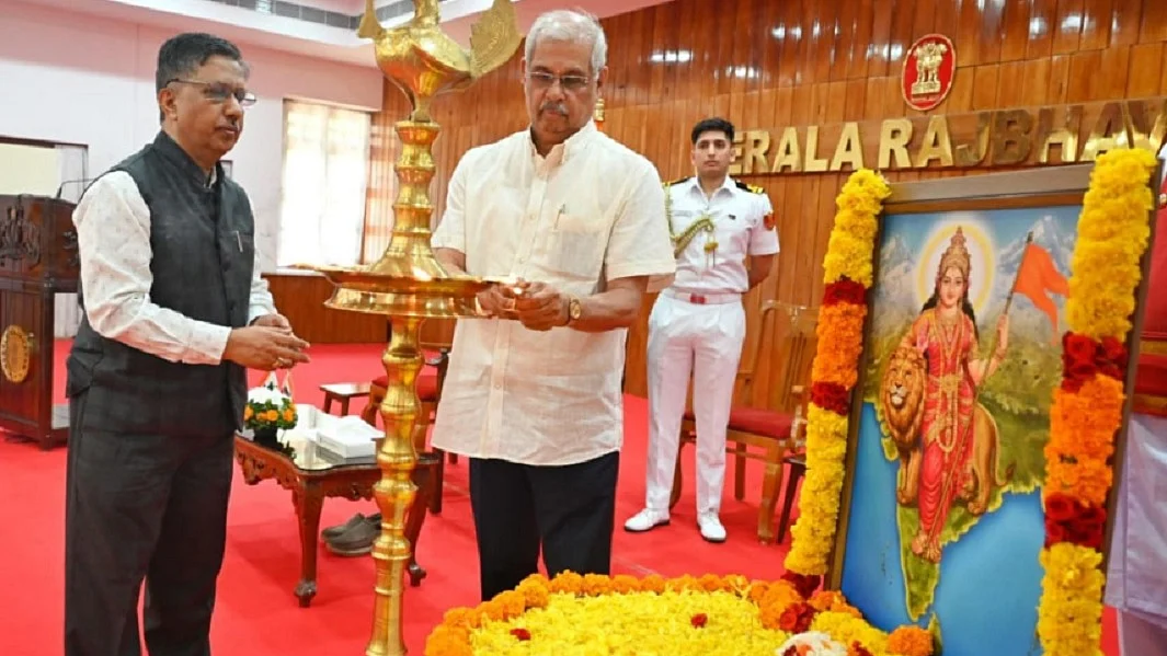 'भारत माता' फिर विवादों के घेरे में, राजभवन से RSS के एजेंडे को बढ़ावा देने की कोशिश