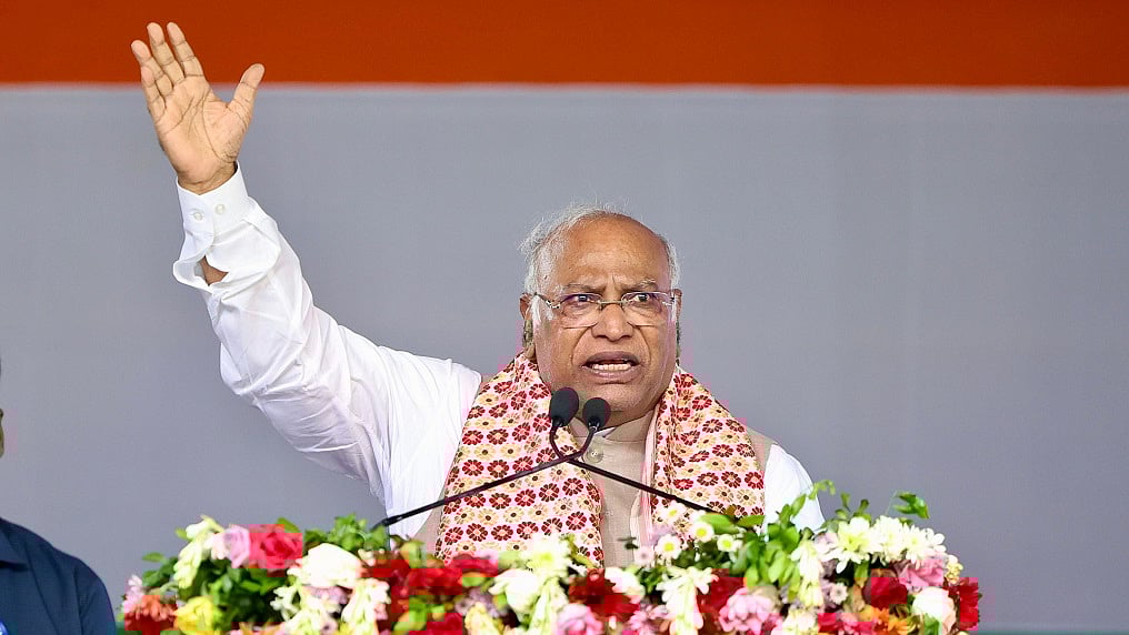 फोटोः @INCIndia