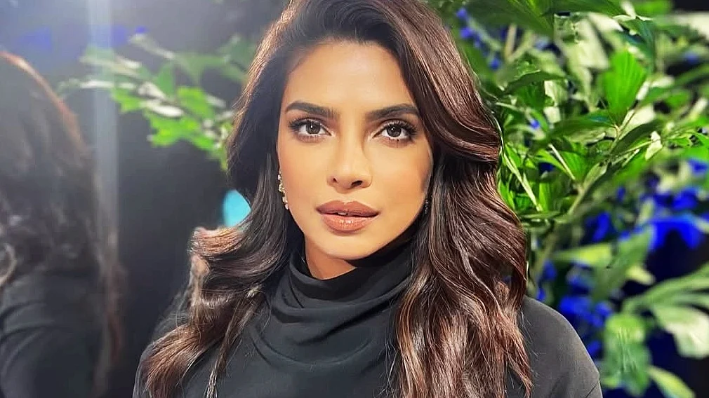 43 की हुईं प्रियंका चोपड़ा