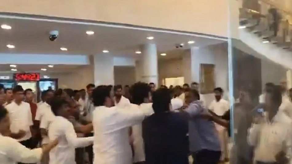 महाराष्ट्र विधान भवन में सत्र के दौरान आगंतुकों का प्रवेश वर्जित, परिसर में झड़प के बाद स्पीकर का आदेश