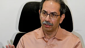 'चुनाव आयोग पत्थर, बीजेपी मालिक', उद्धव ठाकरे का पीएम मोदी पर तीखा वार