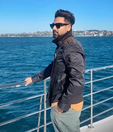 सिनेजीवन: ‘किंग’ में राघव जुयाल की एंट्री और खुद को 19 साल का जवान समझता हैं जैकी श्रॉफ