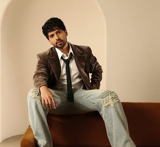 सिनेजीवन: 'धड़क 2' का नया गाना 'प्रीत रे' रिलीज और रश्मिका मंदाना ने लॉन्च किया अपना फ्रेगरेंस ब्रांड