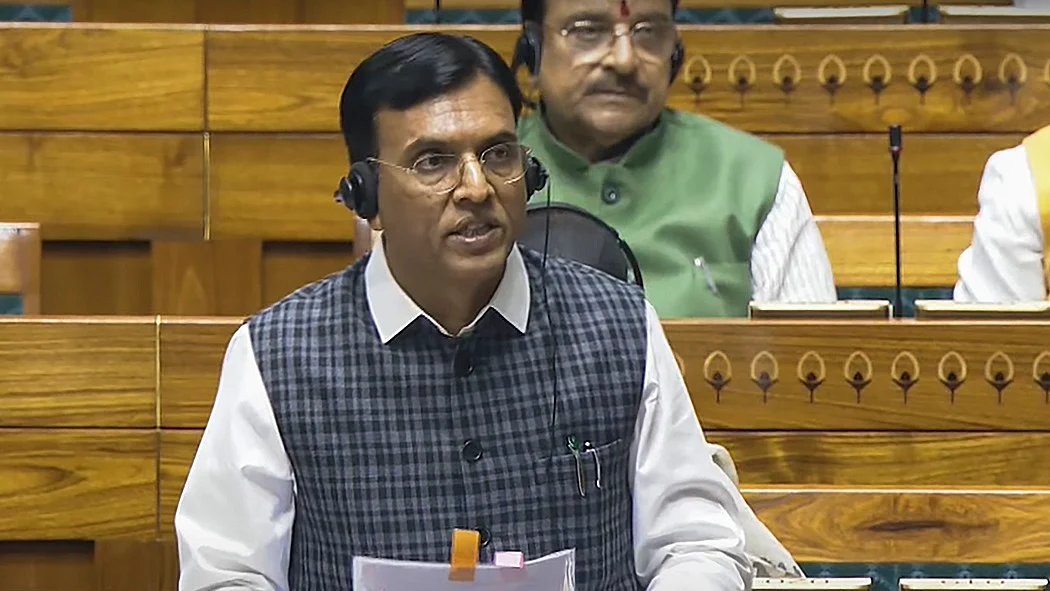 राष्ट्रीय खेल शासन विधेयक लोकसभा में पेश, BCCI सहित सभी खेल संघ आएंगे दायरे में, अधिक पारदर्शिता लाने का दावा
