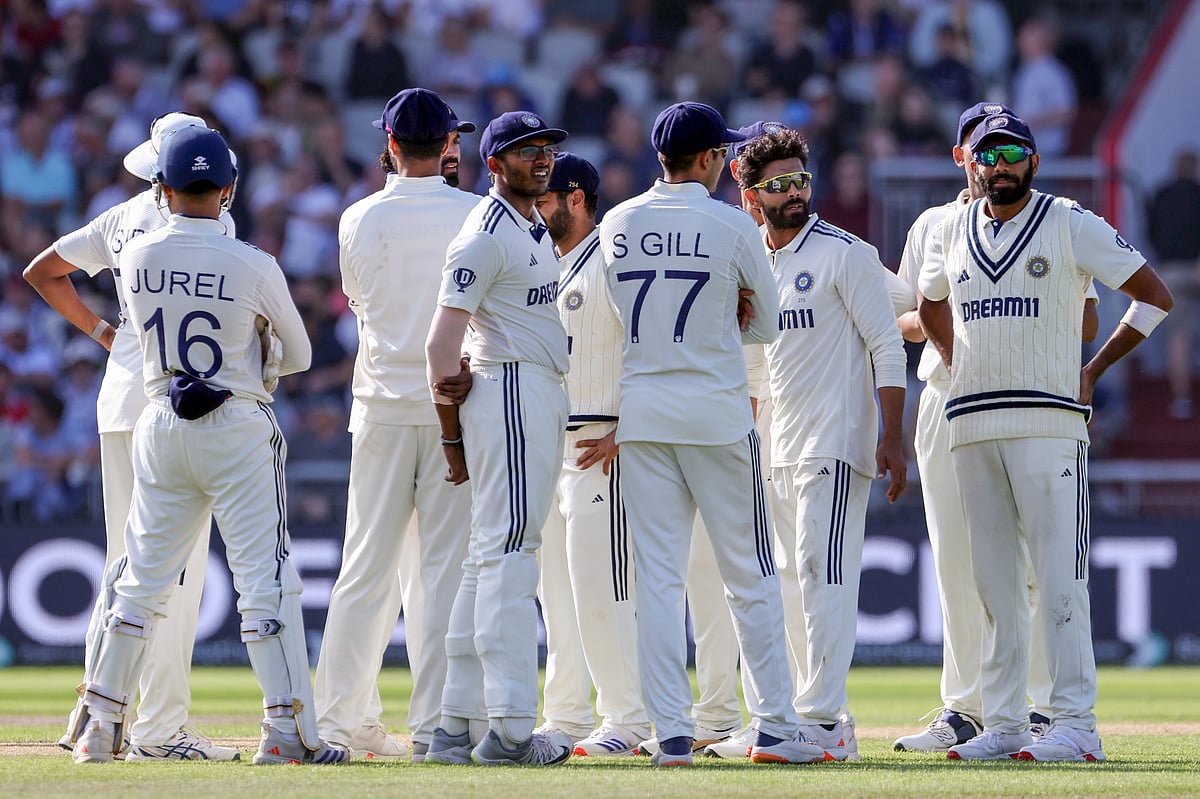 IND vs ENG: 'मैनचेस्टर में माहौल ब्लैक एंड व्हाइट फिल्म जैसा', मांजरेकर बोले- मौसम और पिच ने बढ़ाई भारत की मुश्किलें