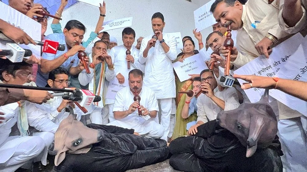 मध्य प्रदेश विधानसभा में कांग्रेस ने विजय शाह के इस्तीफे की मांग की, बीजेपी से हुई नोंकझोंक, भारी हंगामा