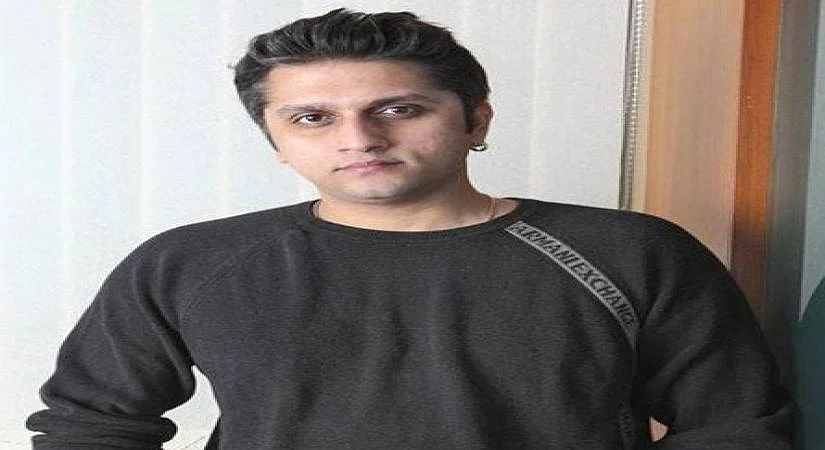 सिनेजीवन: फरहान अख्तर स्टारर फिल्म '120 बहादुर' का टीजर आउट और सुनील शेट्टी को नई पीढ़ी करती है प्रेरित