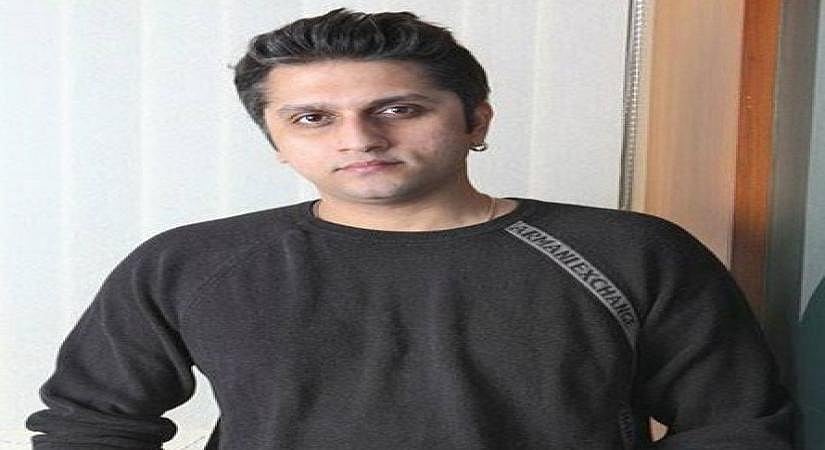 सिनेजीवन: फरहान अख्तर स्टारर फिल्म '120 बहादुर' का टीजर आउट और सुनील शेट्टी को नई पीढ़ी करती है प्रेरित